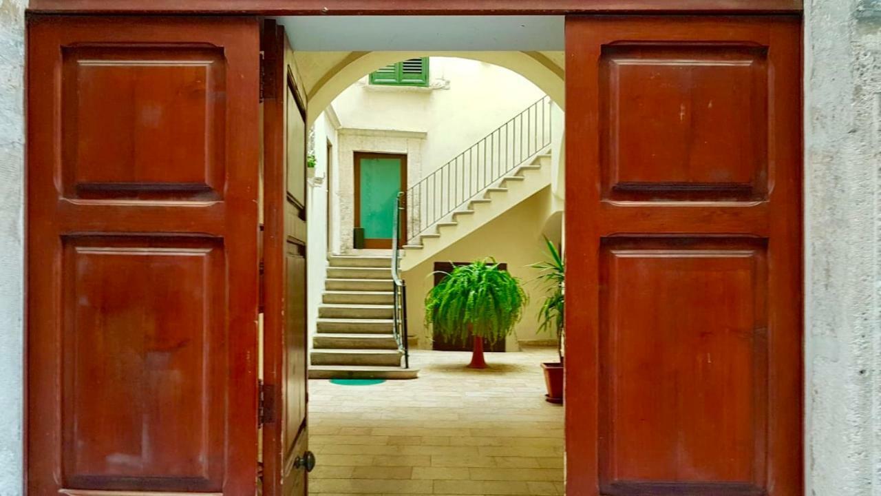 More Apartments Il Ferrarese 3 Bari Luaran gambar